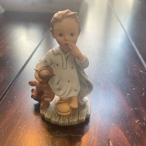 Hummel Figurine “Tuck Me In”